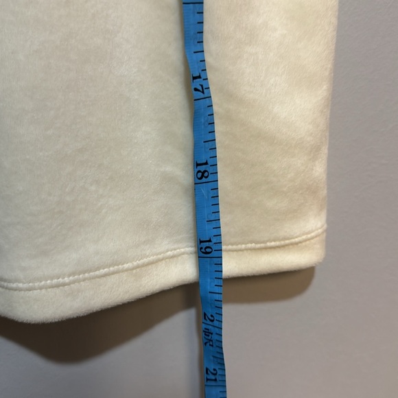 LOFT Cream Ruffled Short Sleeve T-Shirt - Picture 6 of 7